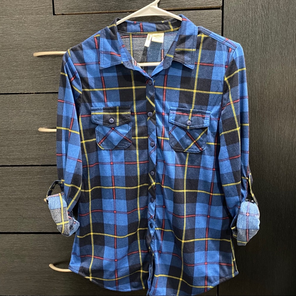 EUC Small Plaid Long Sleeve!